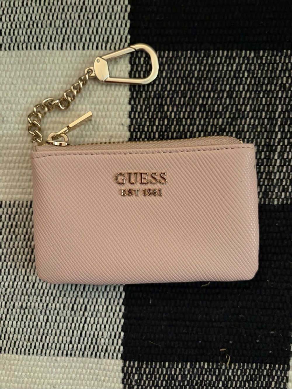 GUESS Blush Zip Card Case with Gold Chain Keyring